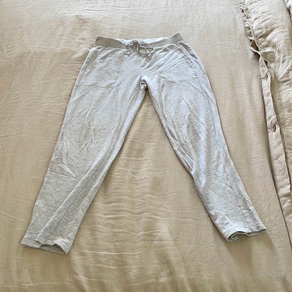 Women’s Lou & Grey lounge sweatpants